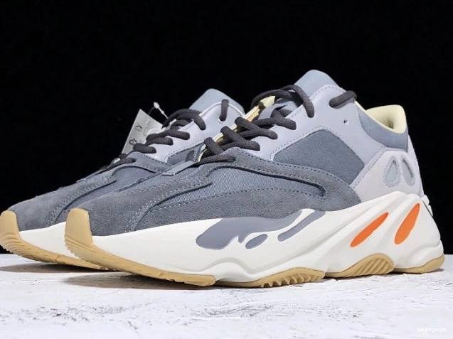 FV9922 v2 Boost 700 'Magnet' Yeezy Adidas 0729